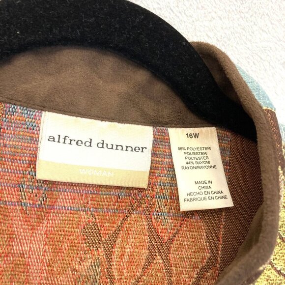 Alfred Dunner Southwestern Tapestry Zip Up Vest Womens 16W Nature Forest Color - Picture 3 of 11